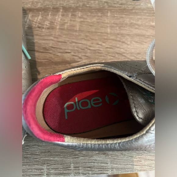 Plae Rockstar Collection Packable Travel Sneaker Size 6 - Picture 13 of 15